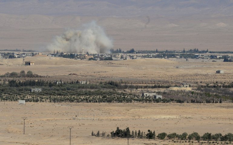 Premiê do Catar alerta sobre possível guerra civil na Síria