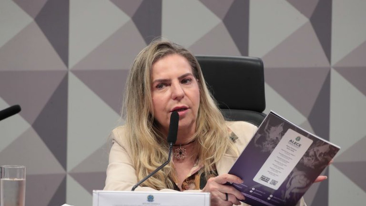 Luizianne Lins vai disputar o Senado na chapa de Elmano após deixar o PT