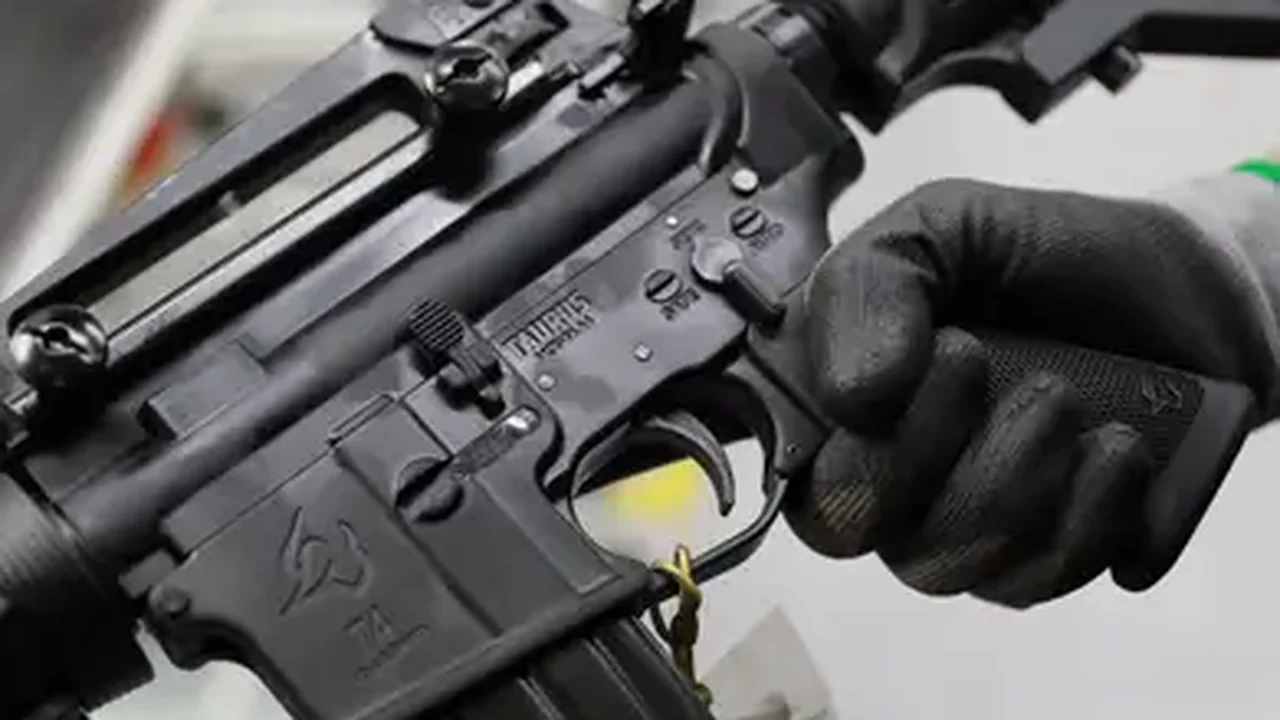 De 'projeto de garagem' a pistola letal: Como arma impressa em 3D deu poder de fogo a extremistas em ao menos 15 países