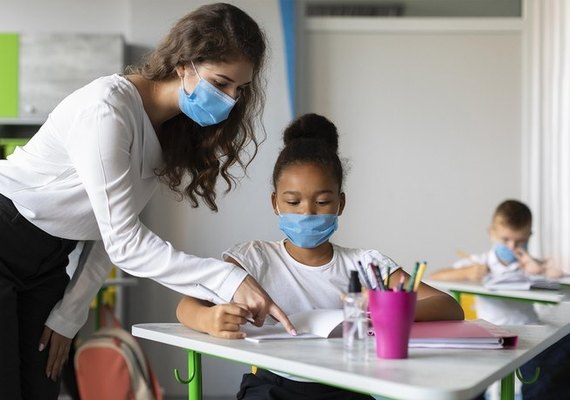 Escolas públicas do RJ participam de combate à violência contra mulher