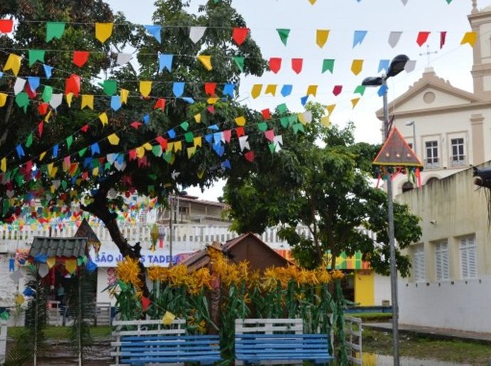 Coruripe resgata tradição das festas juninas com quadrilhas e muito forró