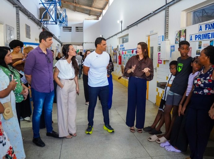 Projeto Rota das Escolas chega à Silvestre Péricles, levando soluções para demandas da unidade de ensino
