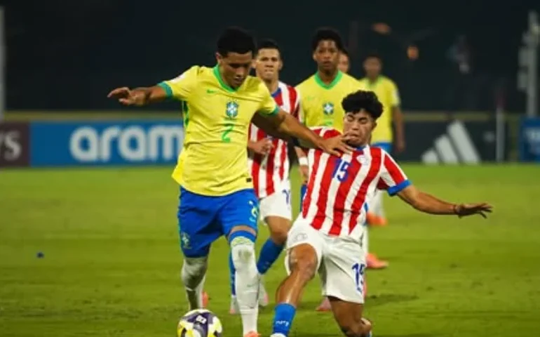 Brasil supera Paraguai e avança às oitavas de final