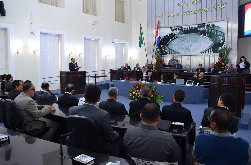 Sessão na ALE homenageia os 500 anos da Reforma Protestante e a presença da Assembleia de Deus em Alagoas