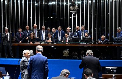 Com relatoria do senador Renan, Senado aprova renegociação de dívidas do agro