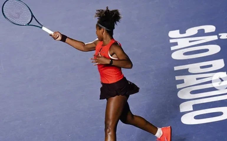 Victoria Barros elimina favorita na Turquia e chega à primeira final profissional aos 15 anos