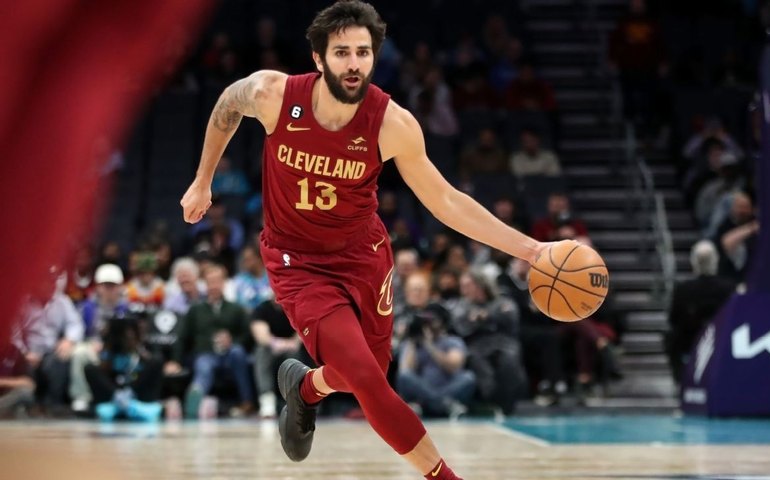 Astro da NBA anuncia pausa na carreira para cuidar da saúde mental