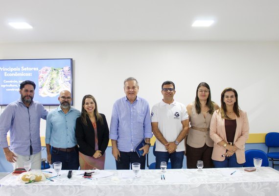 Arapiraca recebe Câmara de Estudos Políticos para debater mobilidade e desenvolvimento regional