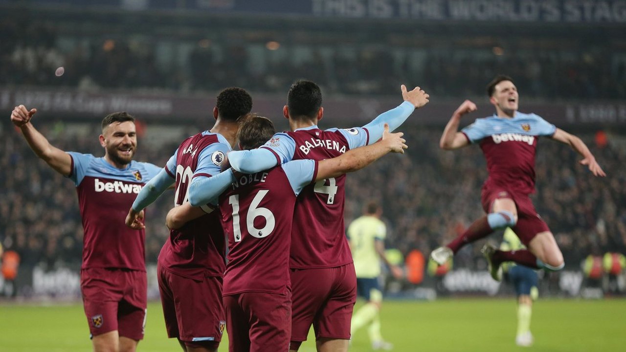 West Ham bate Freiburg e vai às oitavas da Liga Europa; João Pedro classifica o Brighton