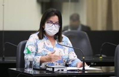 Fátima Canuto solicita suspensão do corte de água e energia nas Fases Laranja e Vermelha