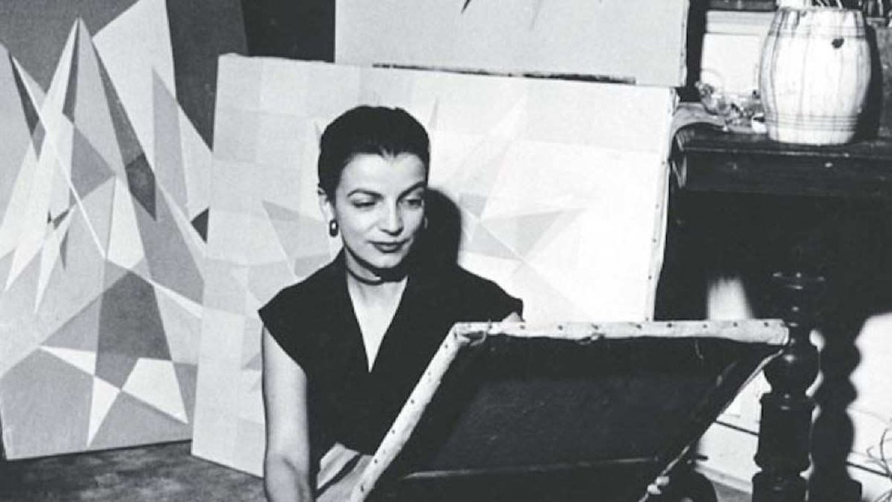 Mostra reúne obras e monólogo para expor complexidade de Lygia Clark