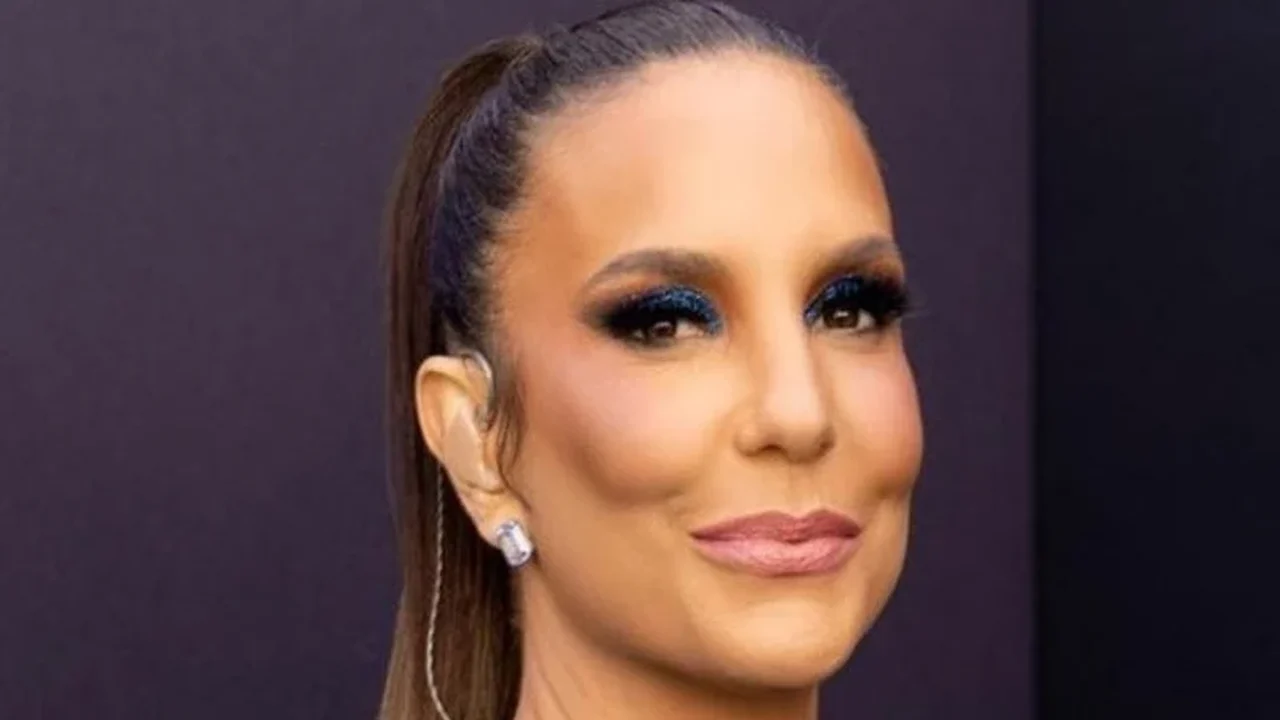 Ivete Sangalo tranquiliza fãs após desmaio causado por infecção intestinal