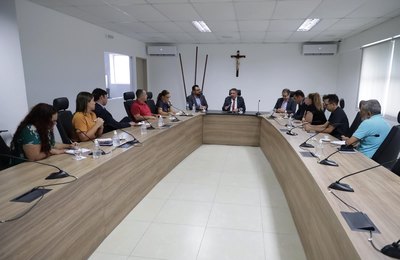 MPAL recebe Sindjornal e credores e explica atuação do órgão sobre recuperação judicial da OAM