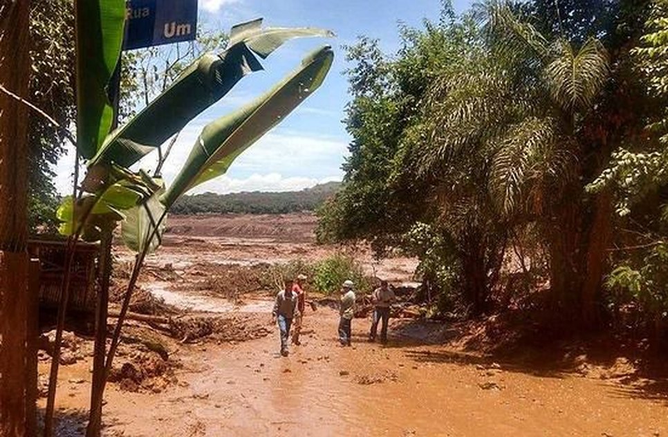 BARRAGEM Divulgação/Corpo de Bombeiros de Minas Gerais