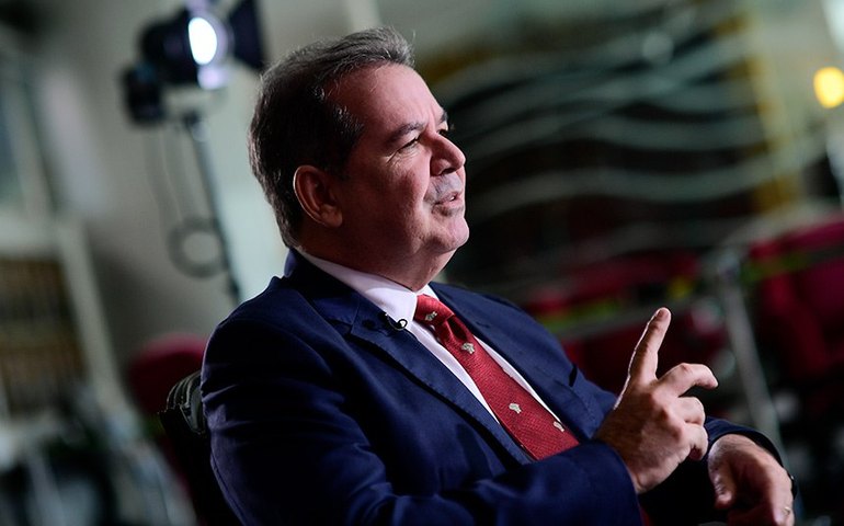 Tião Viana: o Senado é fundamental nas decisões para o futuro do país