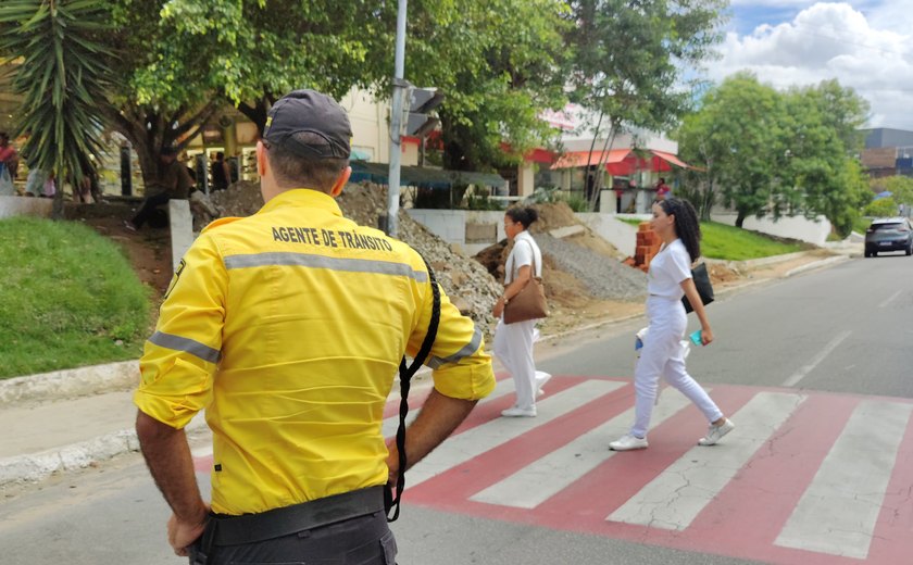 Durante o Maio Amarelo, SMTT Arapiraca intensifica fiscalização