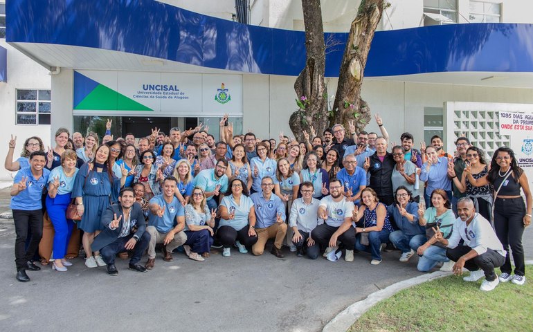 Movimento azul marca reta final antes das eleições na Uncisal