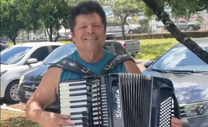 Xameguinho do Acordeon, nome artístico de Sebastião José Ferreira Xameguinho do Acordeon, nome artístico de Sebastião José Ferreira