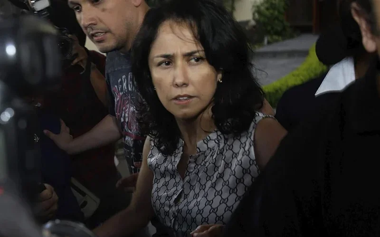 Oposição quer investigação sobre asilo a ex-primeira-dama do Peru