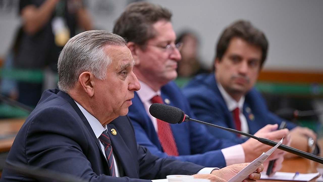 CMO fará 23 audiências públicas para ouvir ministros e debater financiamentos