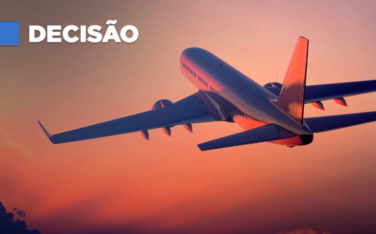 Azul Linhas Aéreas deve indenizar cliente que teve mala quebrada durante viagem