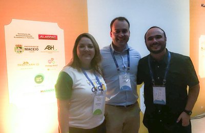 Prefeitura de Maceió capacita agentes em convenção de Turismo 