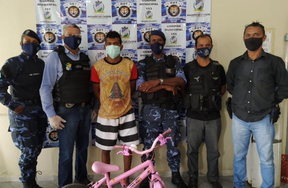 bicicleta roubada é recuperada e entregue a criança