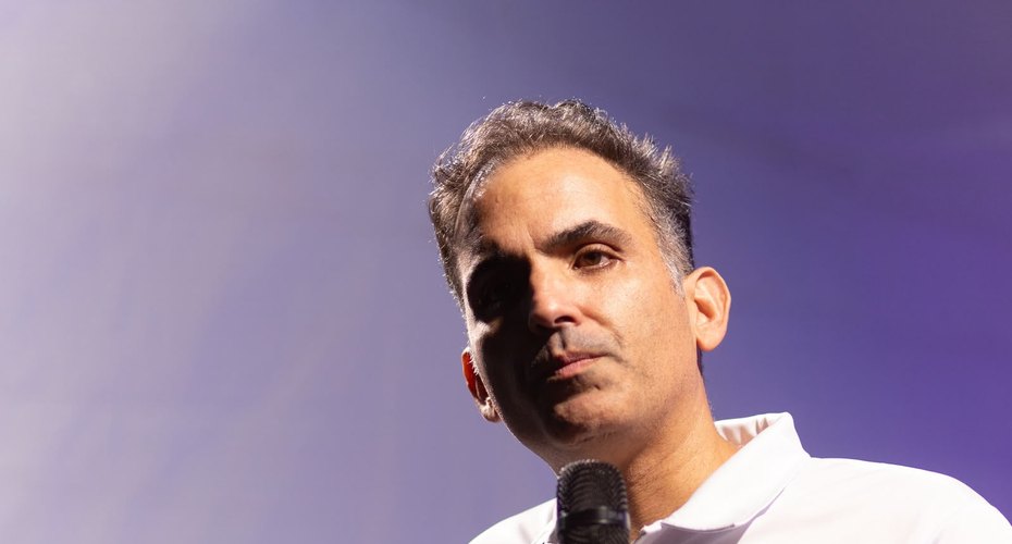 Renato Filho leva combate às bets para o Congresso Nacional