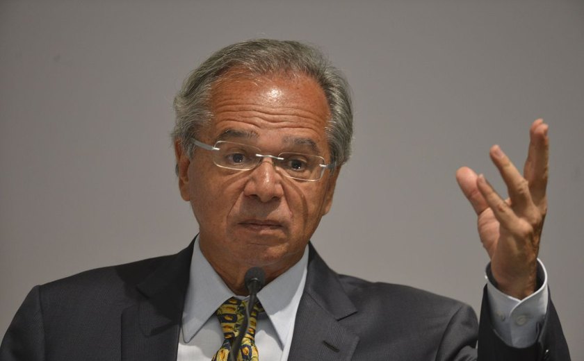 Guedes defende mesma transparência do Copom para política de preços da Petrobras