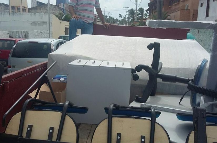 Prefeitura de Marechal Deodoro entregou mobiliário novo nas escolas