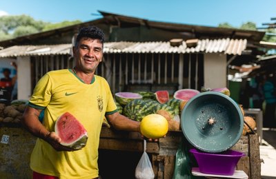 Mercados públicos e feiras de Maceió funcionam em horário especial no feriado da Padroeira