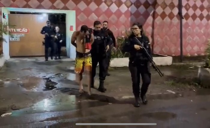 Prisão ocorreu após denúncias da população Prisão ocorreu após denúncias da população