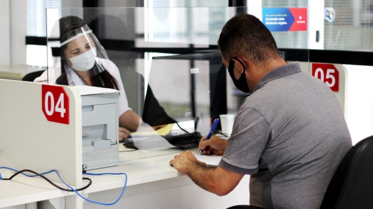Por agendamento: Detran reabre postos de atendimento em shoppings de Maceió