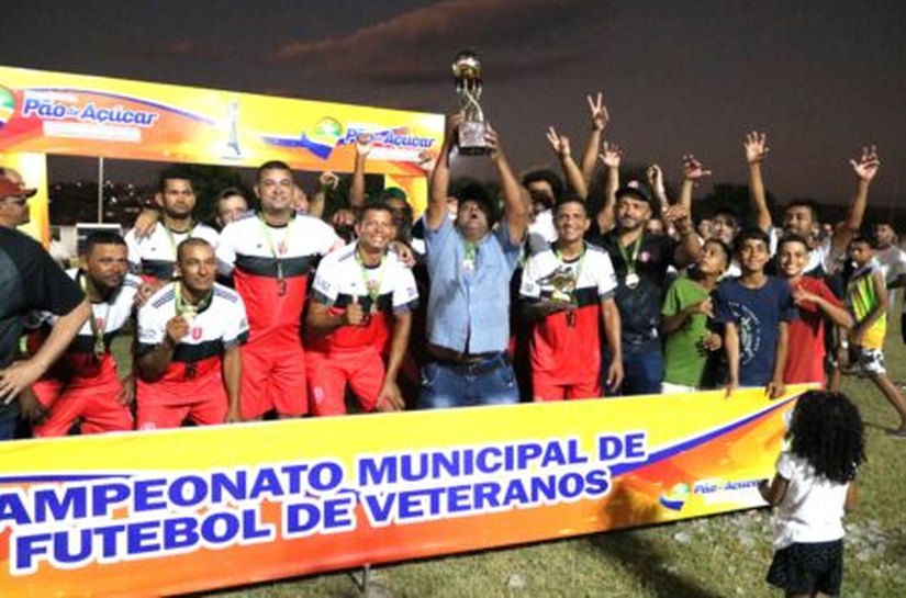 Pão de Açúcar realiza Campeonato de Futebol