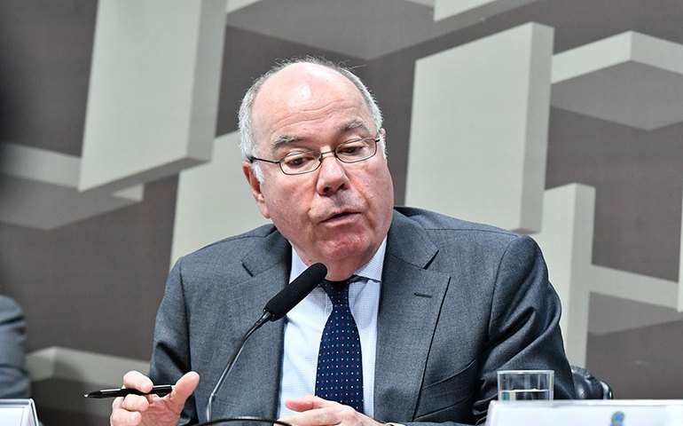 Questionado sobre Venezuela, Vieira diz que não se pode intervir em assuntos de outros países