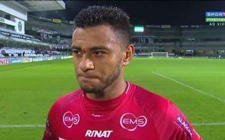 Cleiton Xavier, ex-CRB, é preso no Sertão, por dívida de mais de R$ 31 mil com pensão alimentícia