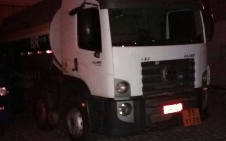 Sefaz flagra caminhão com 10 mil litros de etanol sem documentação fiscal