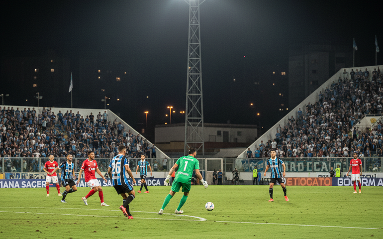 Após apagão, Grêmio vence o Guarany e lidera o Grupo B do Gauchão