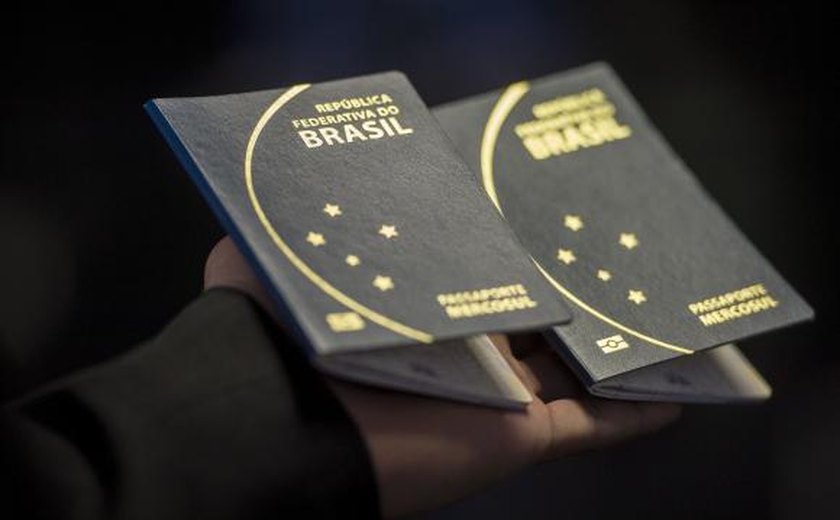 Supremo cassa decisão da Justiça do Trabalho que liberou passaporte de devedores
