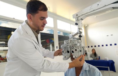Mutirão de Cirurgia do Saúde Até Você leva consultas, exames e atendimento oftalmológico ao Pilar