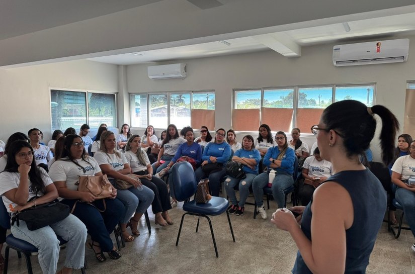 Profissionais do Saúde da Gente participam de oficina sobre programa de controle do tabagismo