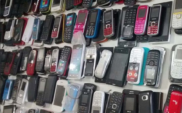 Celular irregular será bloqueado a partir desta semana em 10 estados