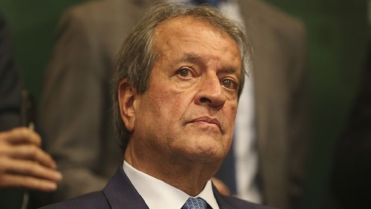 Valdemar Costa Neto diz que Bolsonaro voltará em abril para caravanas pelo Brasil