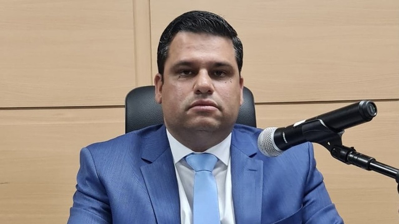 Thiago ML é impedido de movimentar contas bancárias da Câmara