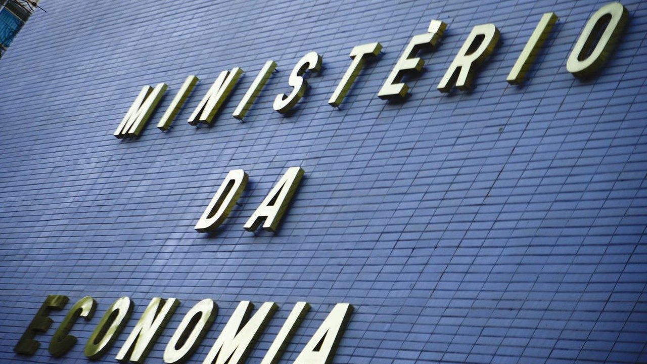 IFI: rombo nas contas do governo deve subir a R$ 108 bi com mudanças em impostos