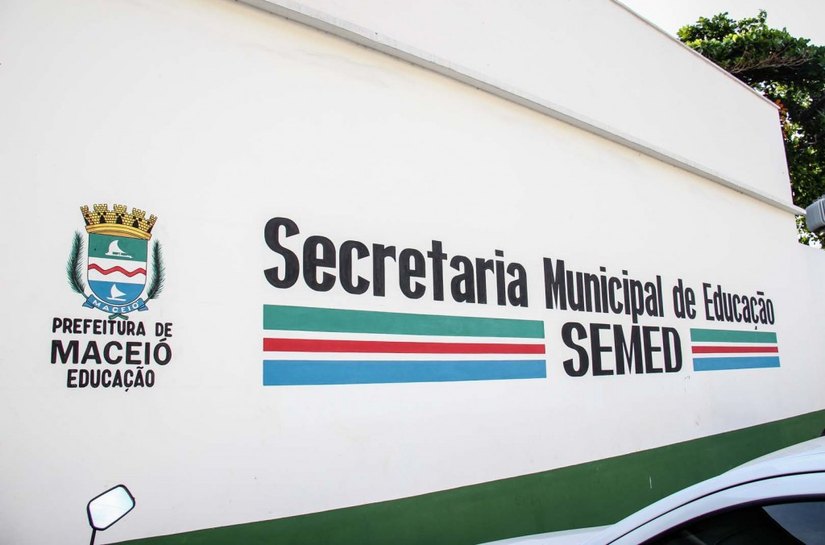 Frequência escolar: Semed convoca escolas particulares
