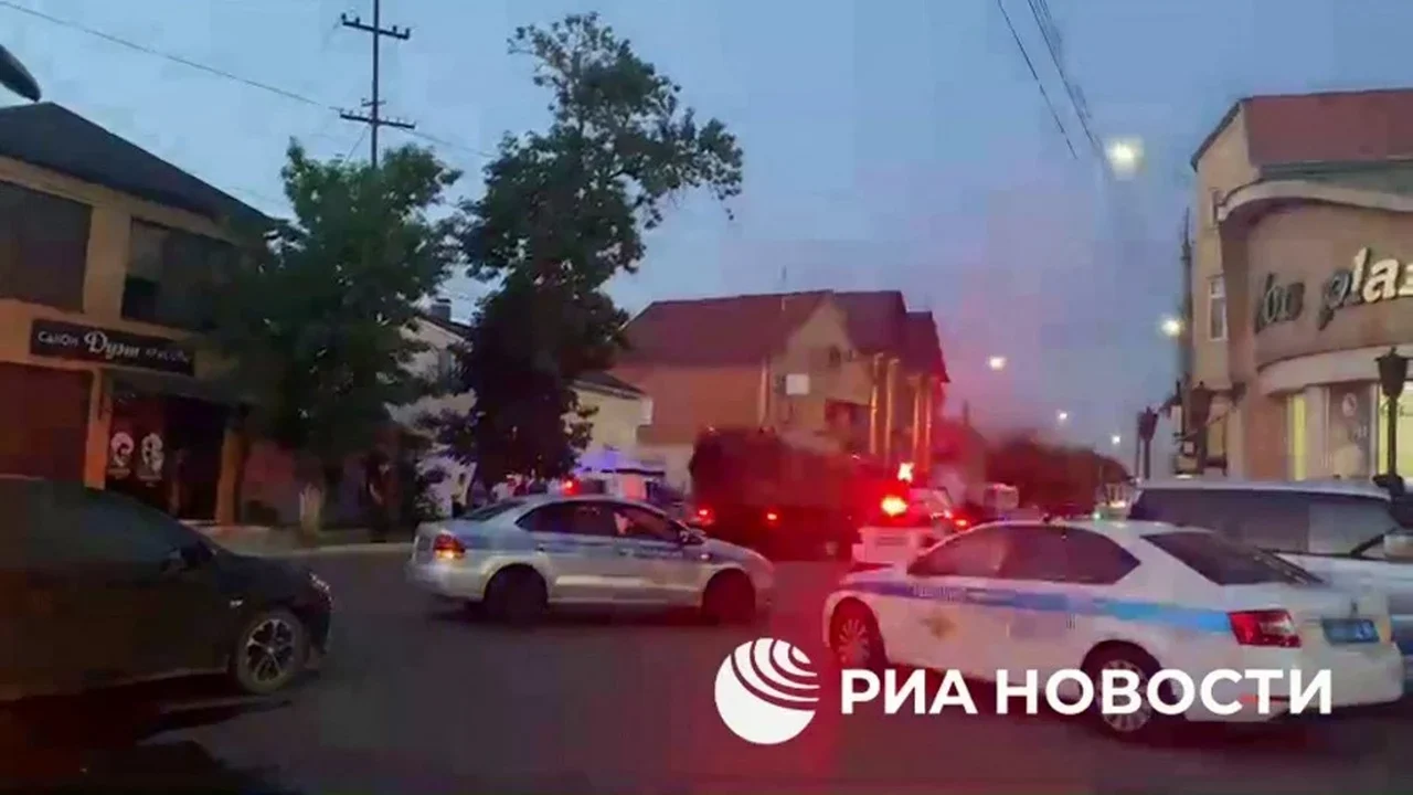 Ataque a tiros deixa ao menos seis mortos em duas cidades na Rússia; polícia investiga ação terrorista