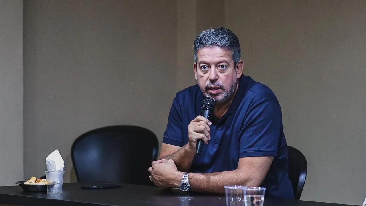 Em Alagoas, Arthur Lira vai se projetando para subir na disputa de 2026