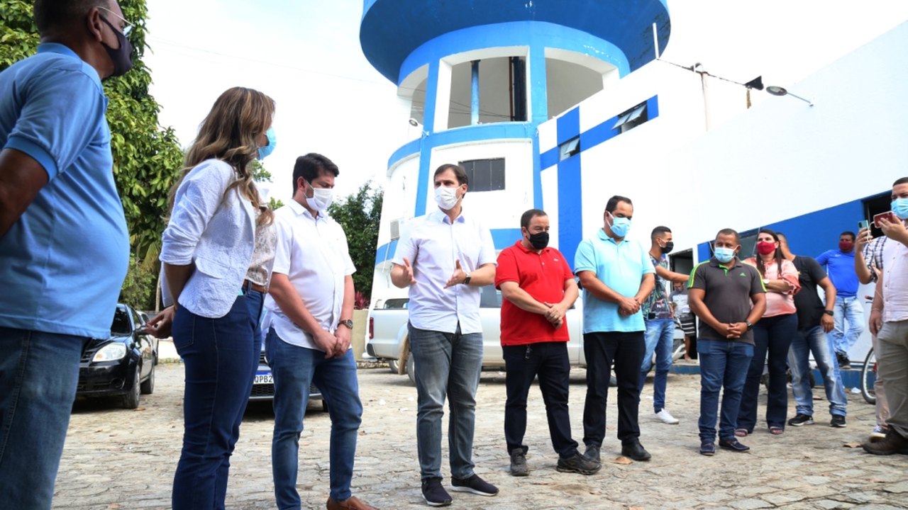 Com a privatização do SAAE, prefeito Cacau garante os empregos de todos funcionários efetivos do órgão