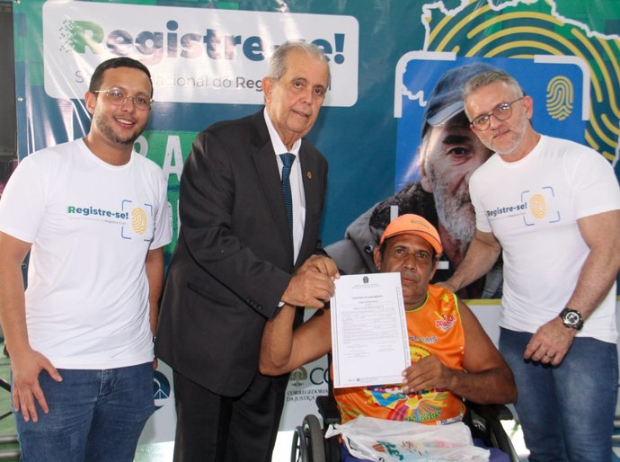 Registre-se! entrega 630 certidões de nascimento em Maceió